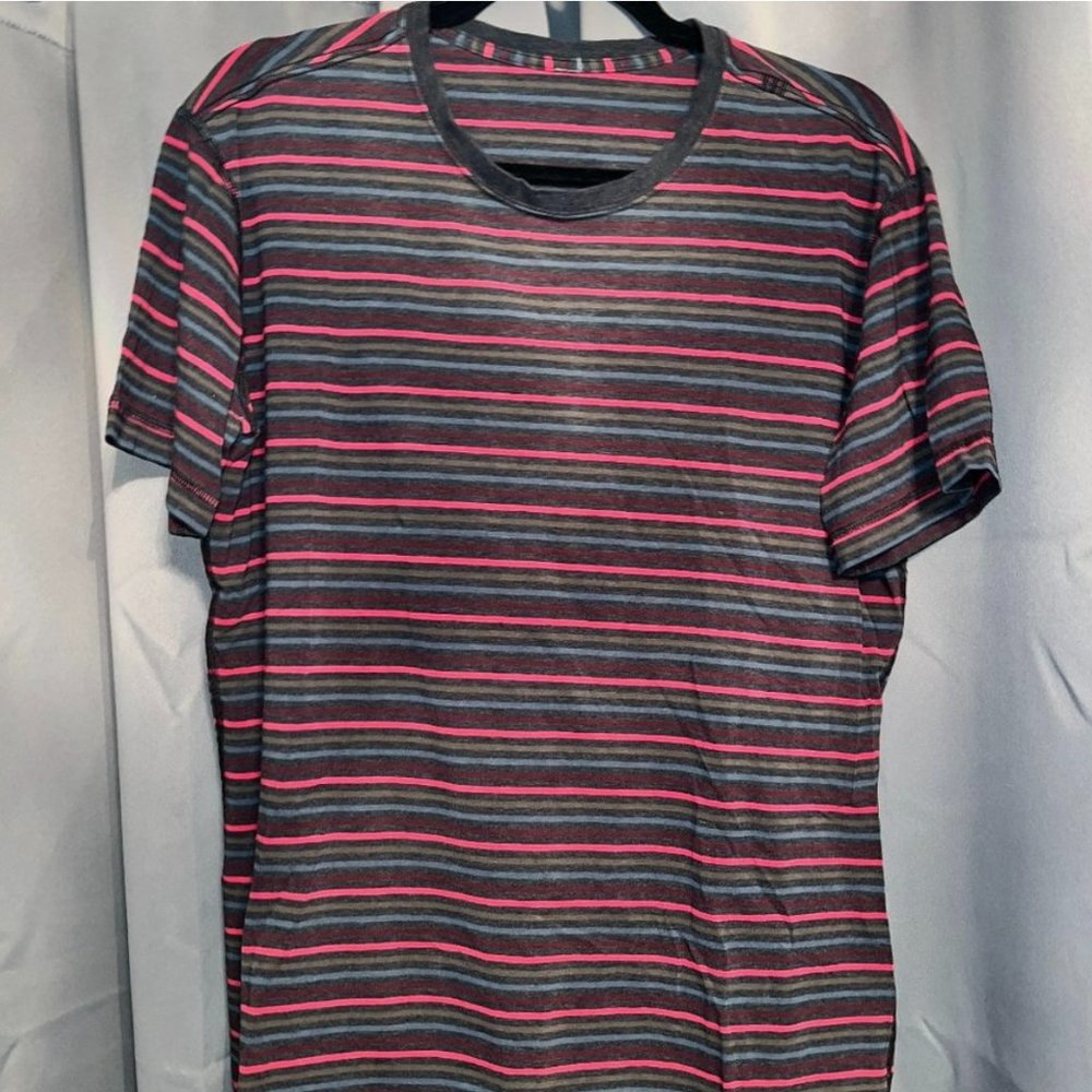 Lululemon Striped Active T-Shirt Men's Medium